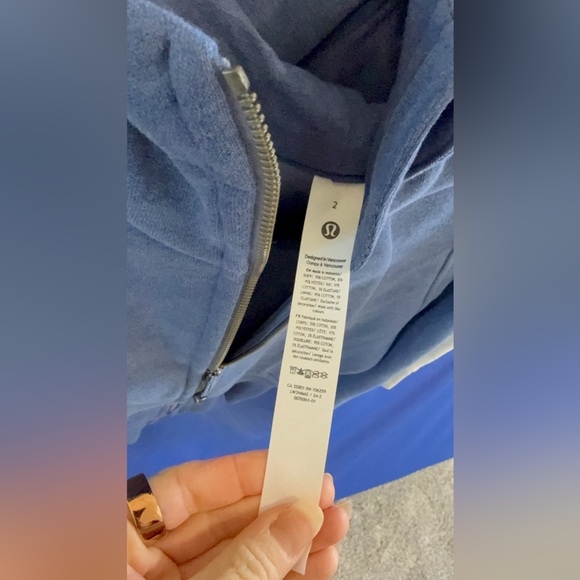 NWT Lululemon Scuba Cropped Full-Zip Hoodie Heathered Obsidian Blue Size 2 - Picture 12 of 12